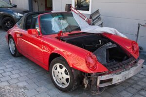 Read more about the article 8 Signs It’s Time for Old Car Removal